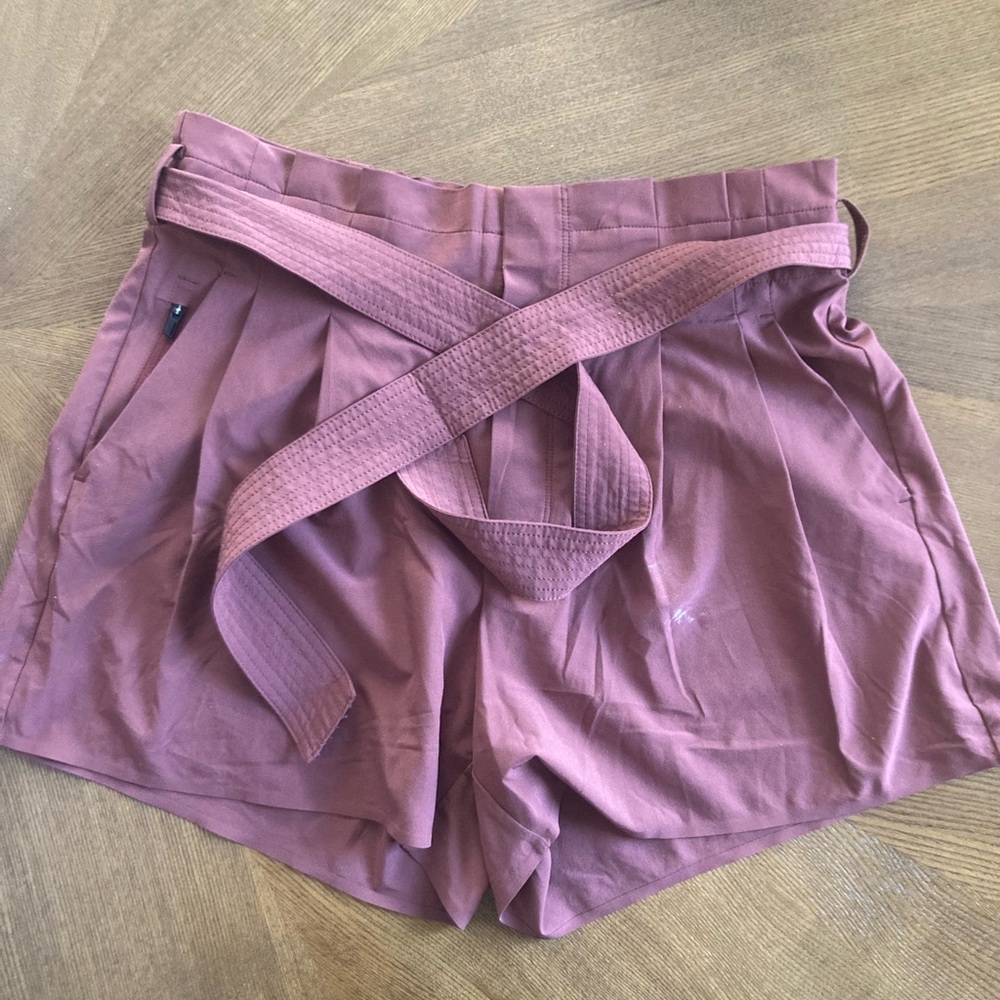 ATHLETA Paperbag Shorts
